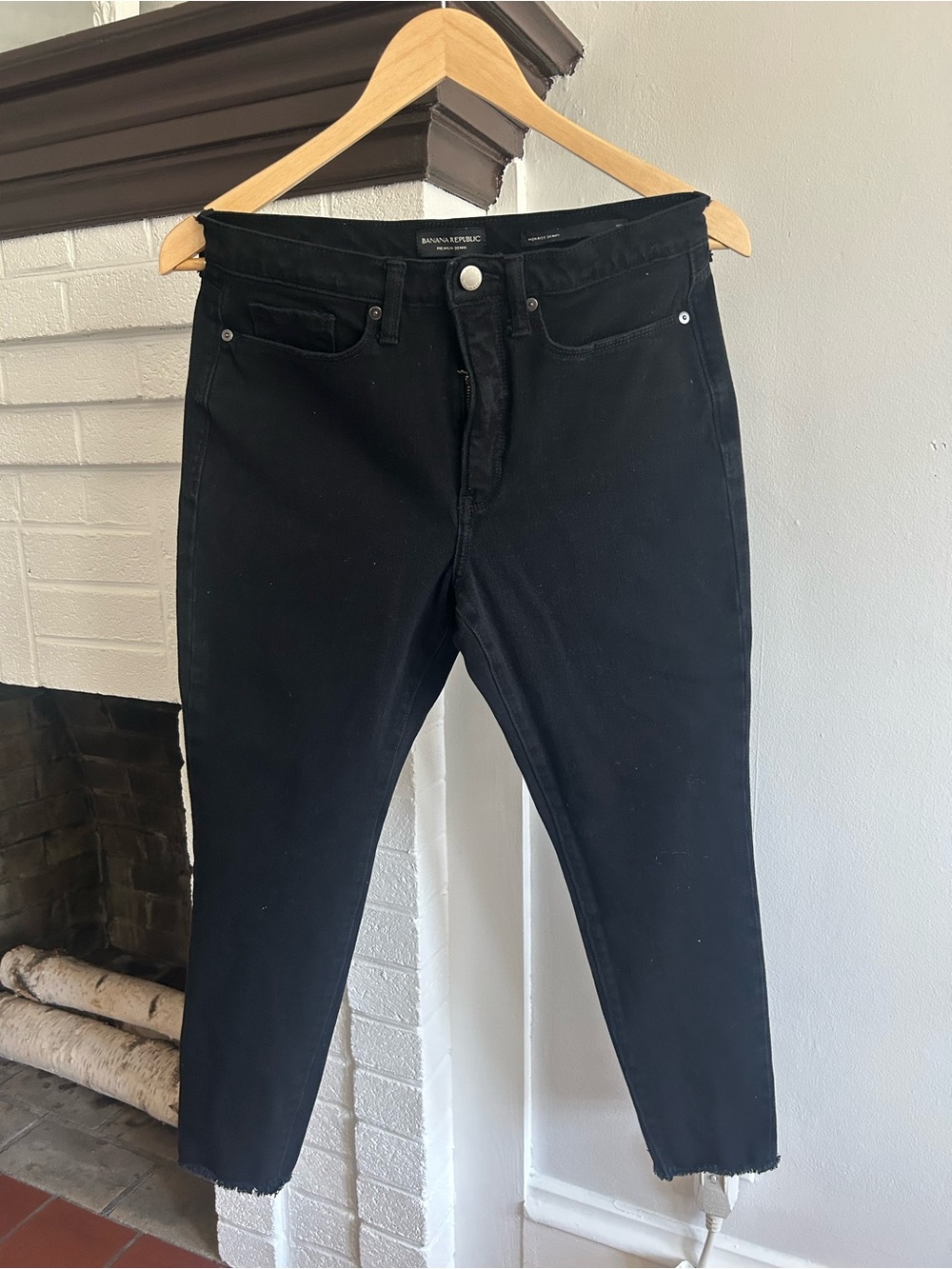 Banana Republic Black Ankle Skinny Jeans 30P